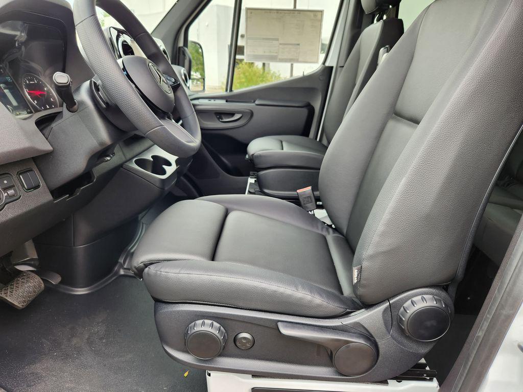 new 2025 Mercedes-Benz Sprinter 2500 car, priced at $81,535