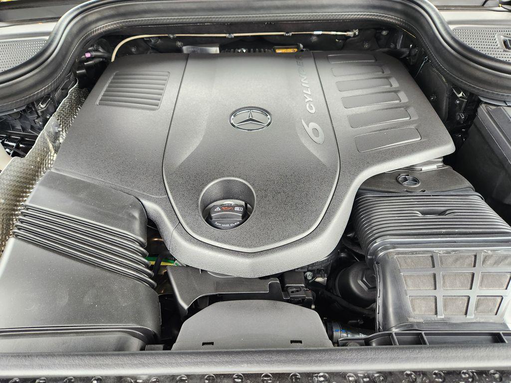 new 2026 Mercedes-Benz GLS 450 car, priced at $93,615