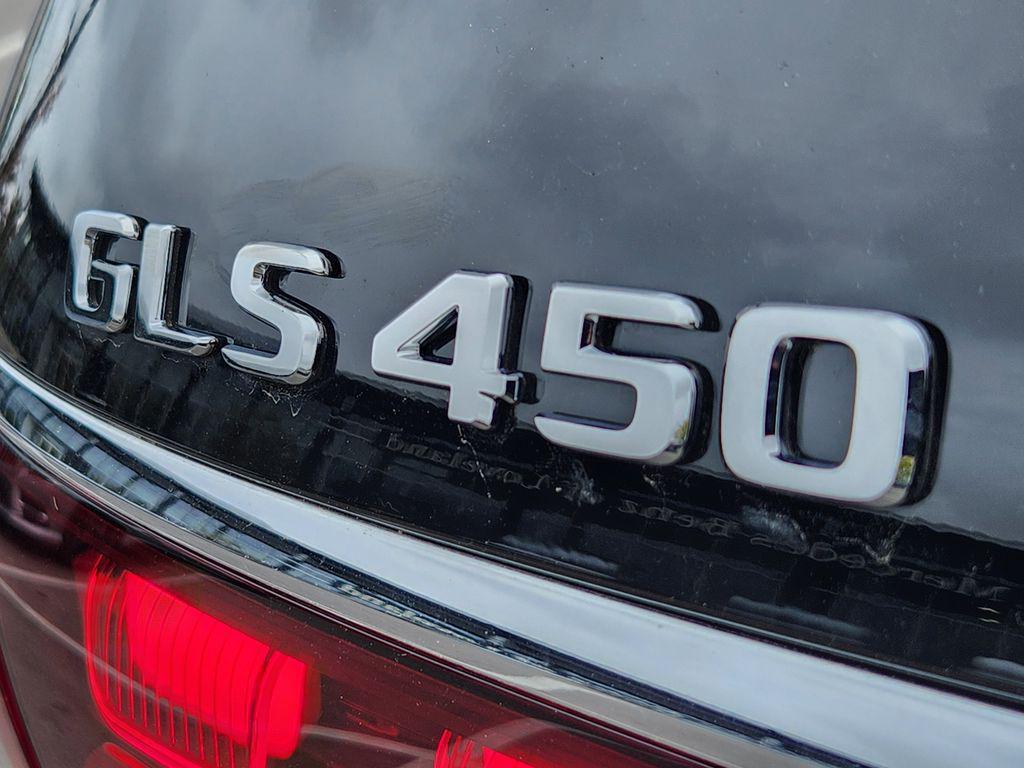 new 2026 Mercedes-Benz GLS 450 car, priced at $93,615