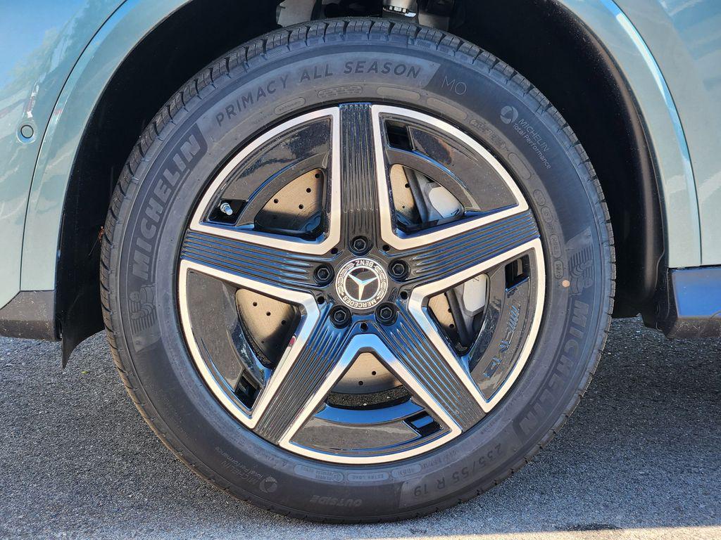 new 2026 Mercedes-Benz GLC 300 car, priced at $63,294