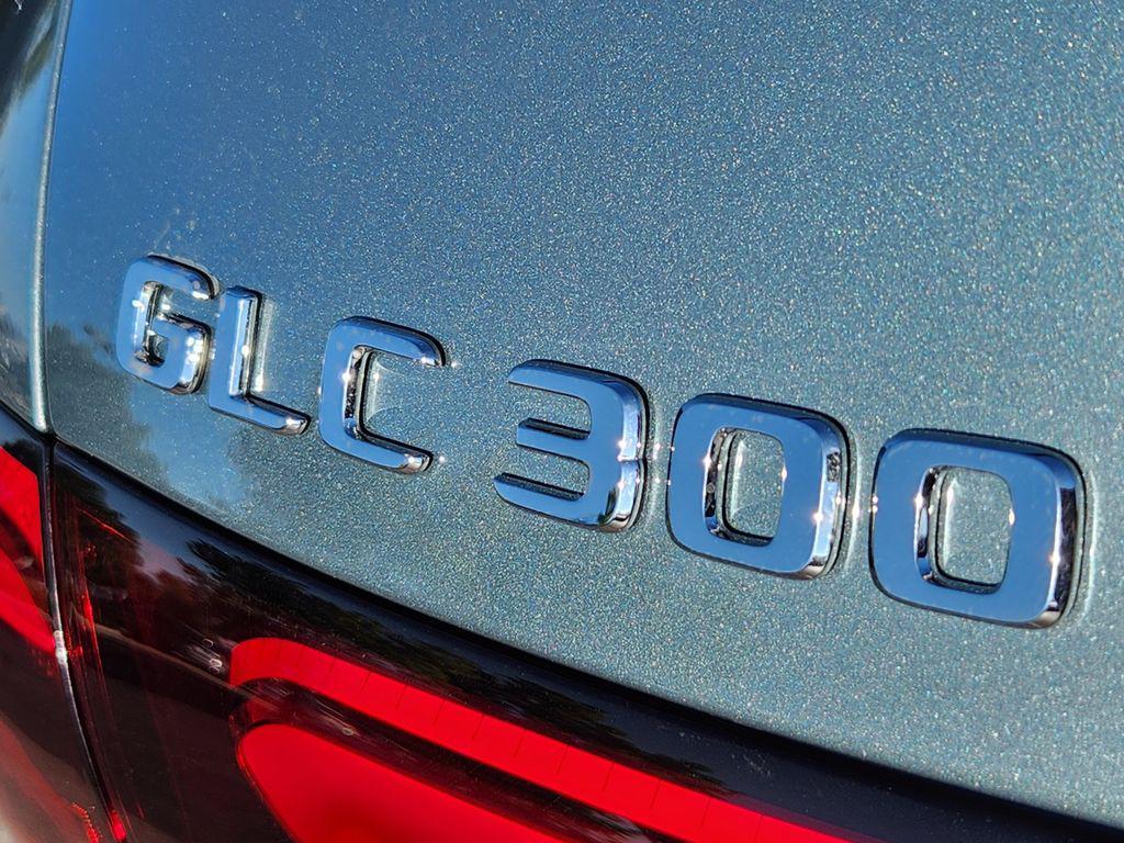 new 2026 Mercedes-Benz GLC 300 car, priced at $63,294