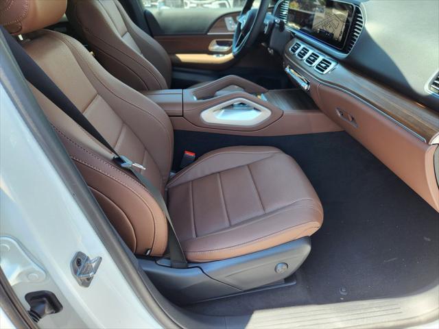 new 2025 Mercedes-Benz GLE 450 car, priced at $83,164