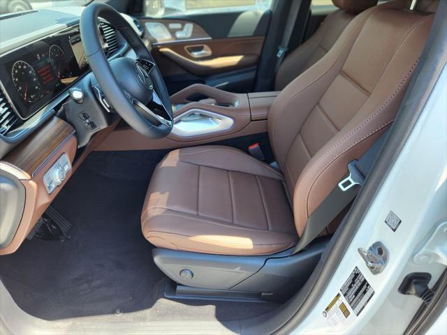 new 2025 Mercedes-Benz GLE 450 car, priced at $83,164