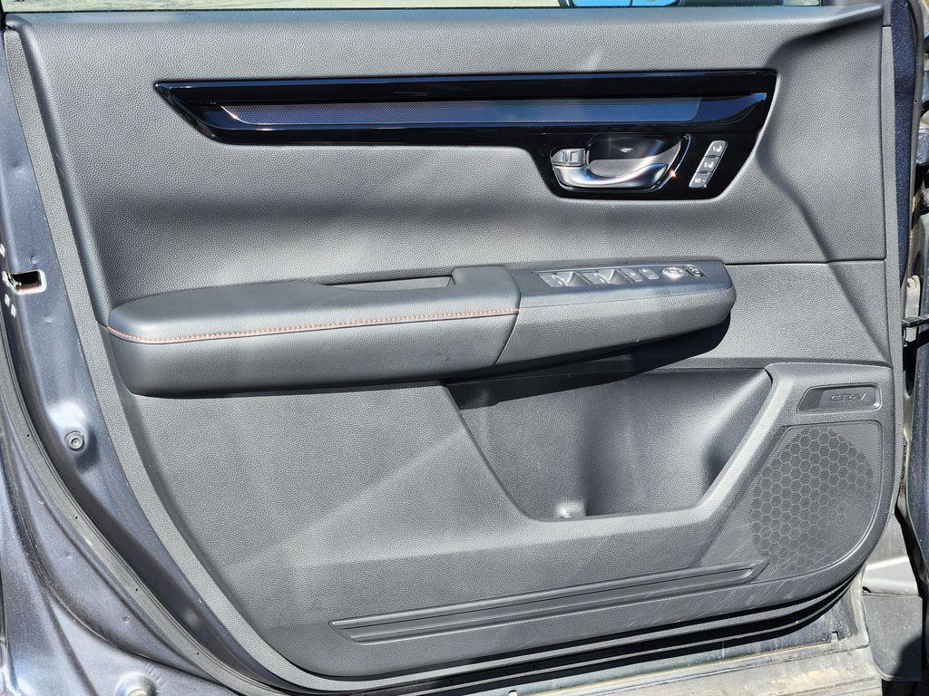 used 2024 Honda CR-V Hybrid car, priced at $36,500