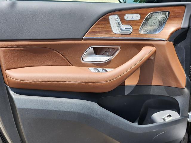 new 2025 Mercedes-Benz GLE 350 car, priced at $75,314