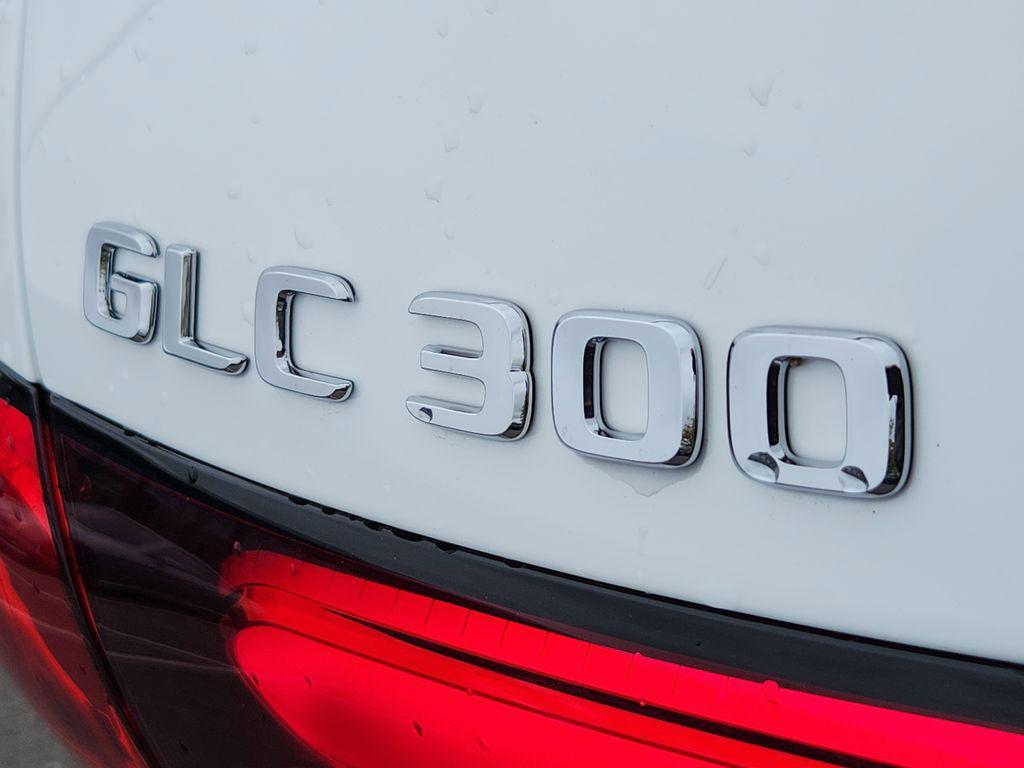 used 2025 Mercedes-Benz GLC 300 car, priced at $46,900
