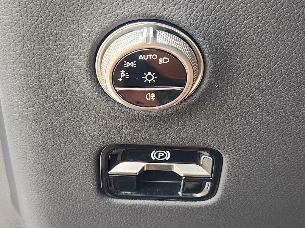 used 2025 Mercedes-Benz GLC 300 car, priced at $47,500