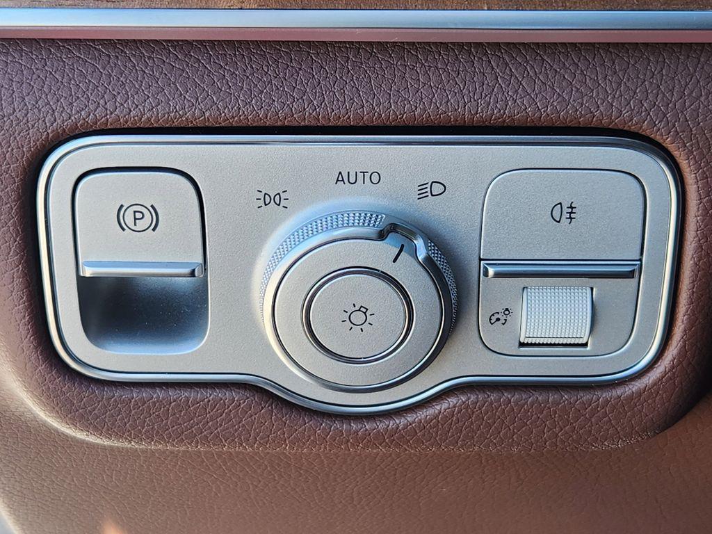 used 2025 Mercedes-Benz GLE 350 car, priced at $64,750