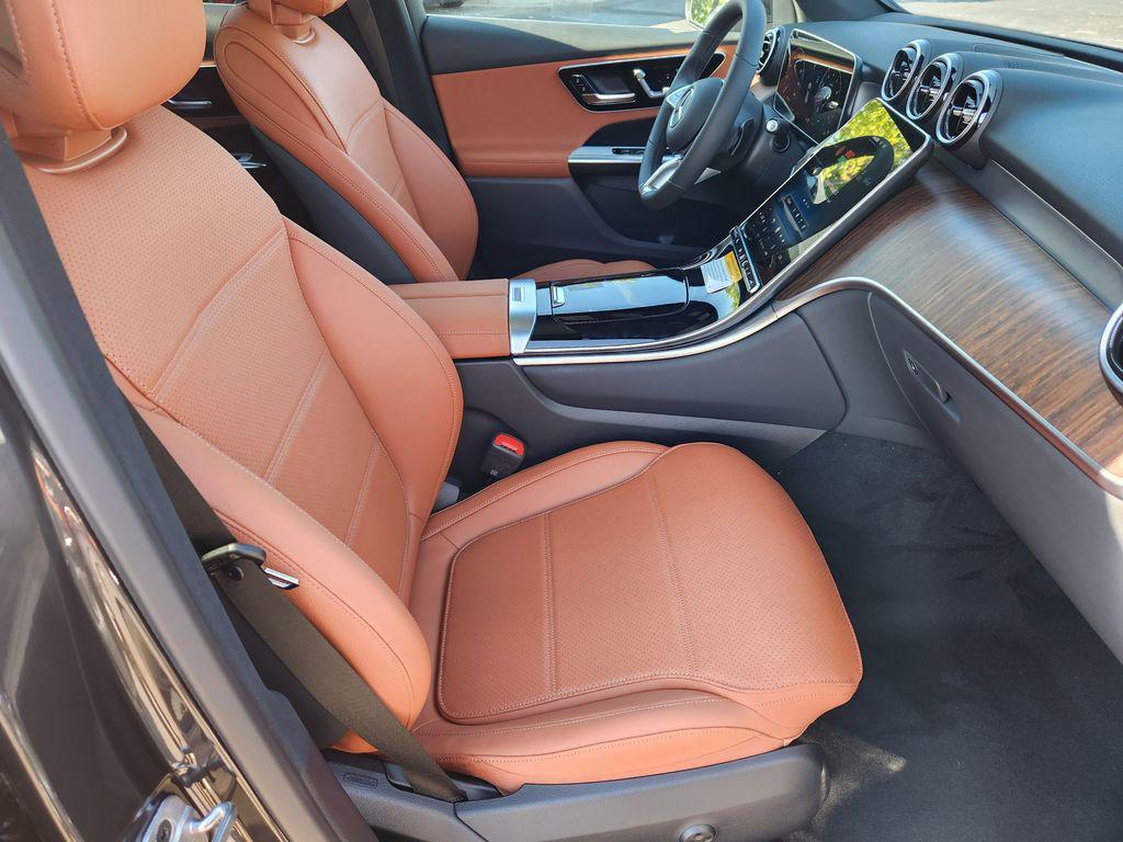 new 2026 Mercedes-Benz GLC 300 car, priced at $55,934