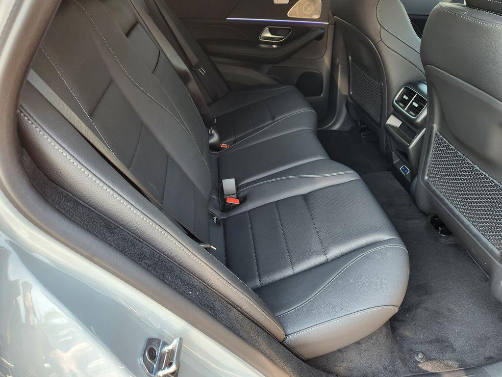 new 2026 Mercedes-Benz GLE 450 car, priced at $85,829