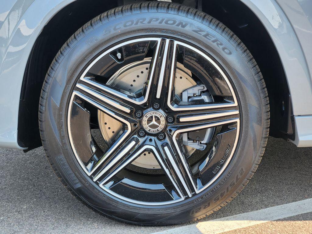 new 2026 Mercedes-Benz GLE 450 car, priced at $85,829