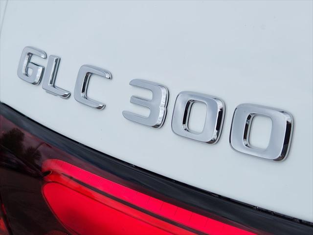 new 2025 Mercedes-Benz GLC 300 car, priced at $58,034