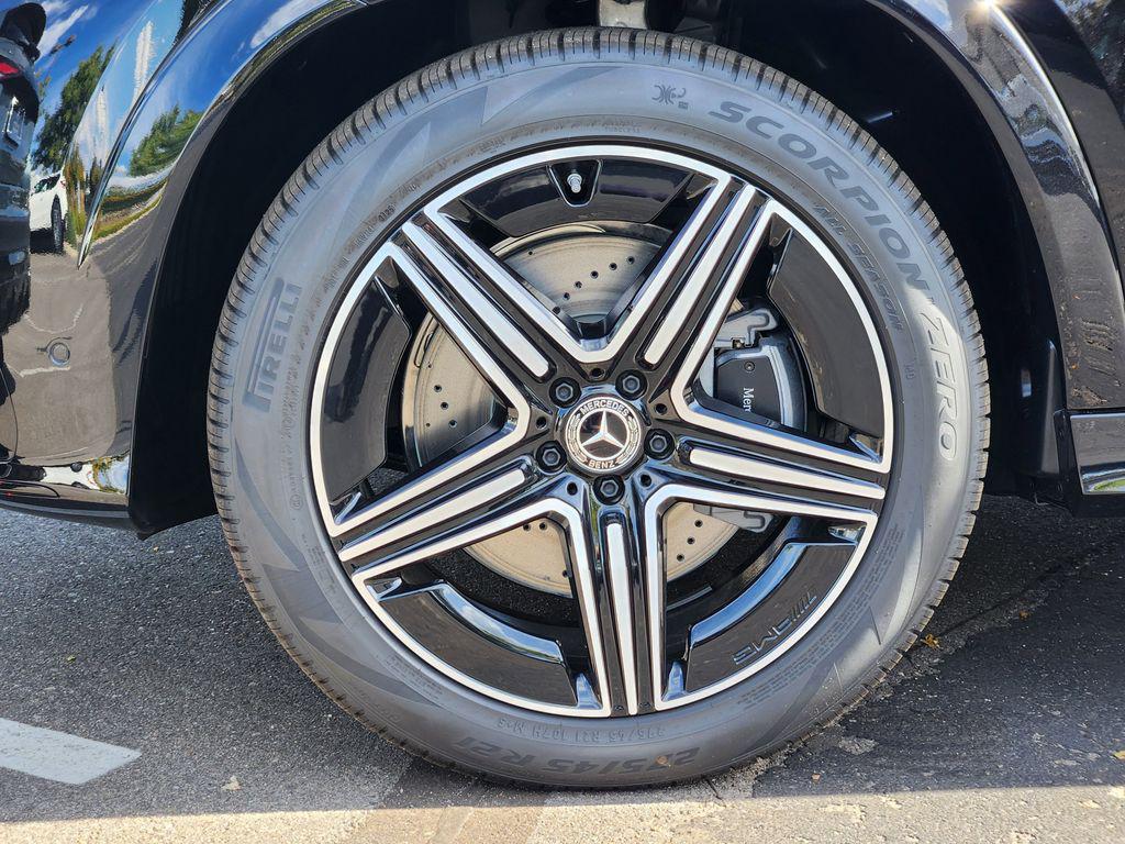 new 2026 Mercedes-Benz GLE 450 car, priced at $82,079