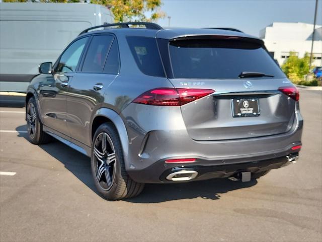 new 2025 Mercedes-Benz GLE 580 car, priced at $95,364