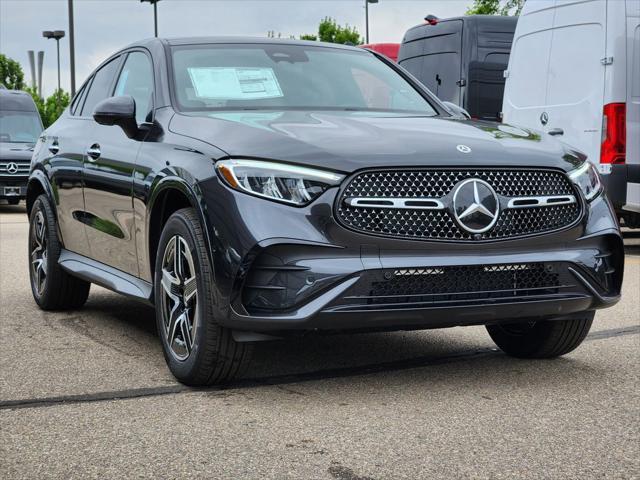 new 2025 Mercedes-Benz GLC 300 car, priced at $70,322