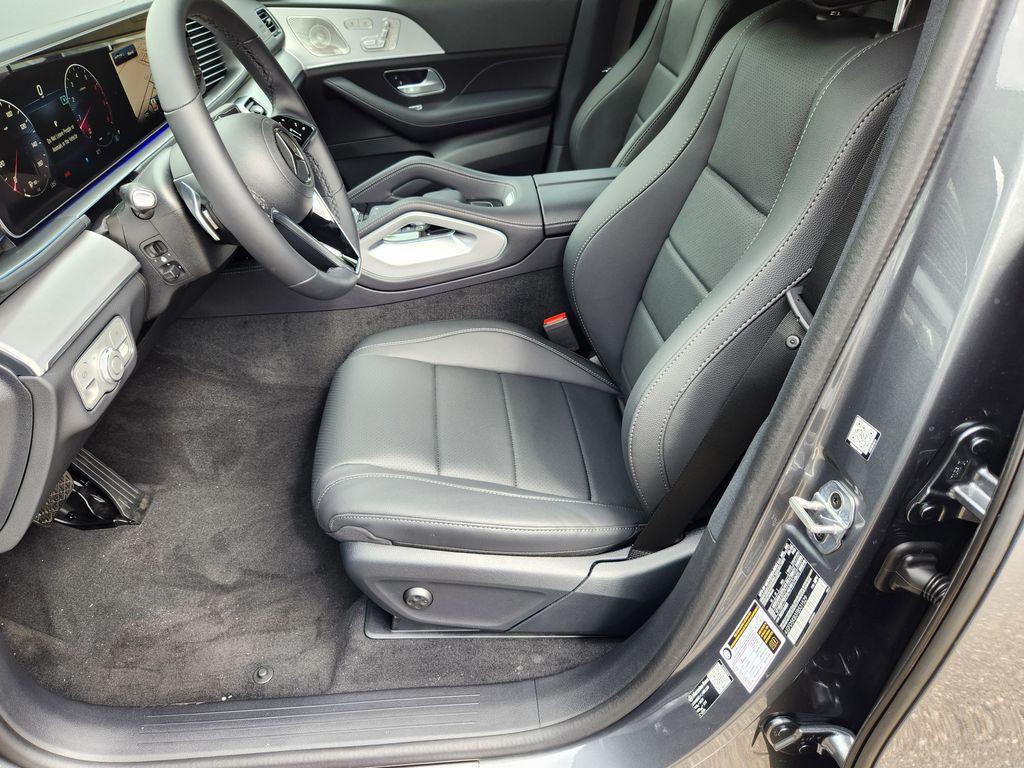 new 2026 Mercedes-Benz GLE 450 car, priced at $83,919