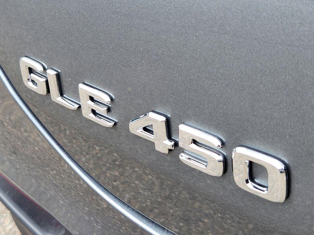 new 2026 Mercedes-Benz GLE 450 car, priced at $83,919