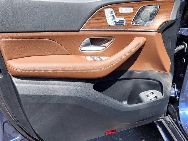 new 2025 Mercedes-Benz GLE 450e car, priced at $83,514