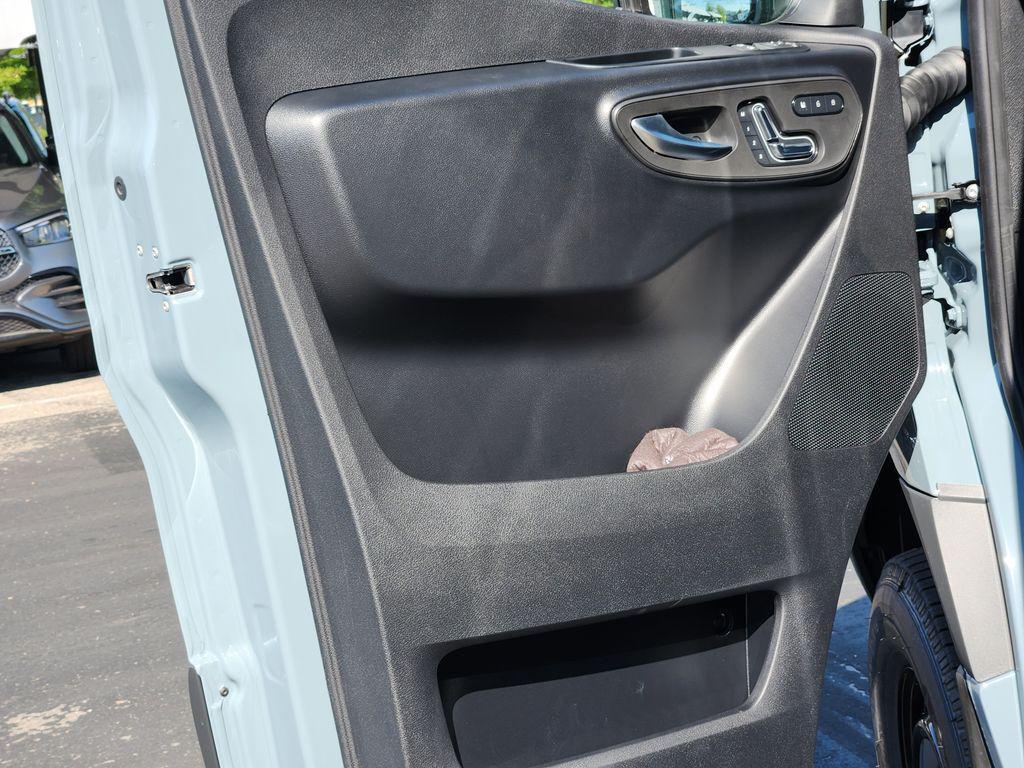 new 2025 Mercedes-Benz Sprinter 2500 car, priced at $86,288