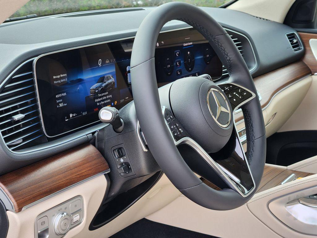 new 2026 Mercedes-Benz GLE 450 car, priced at $81,679