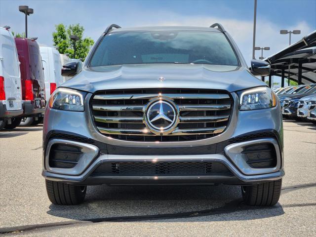 new 2025 Mercedes-Benz GLS 450 car, priced at $98,244
