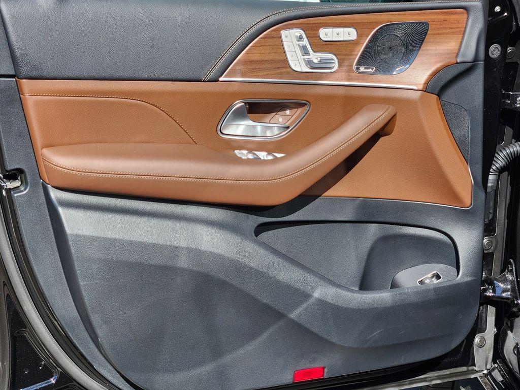 new 2026 Mercedes-Benz AMG GLE 53 car, priced at $98,825