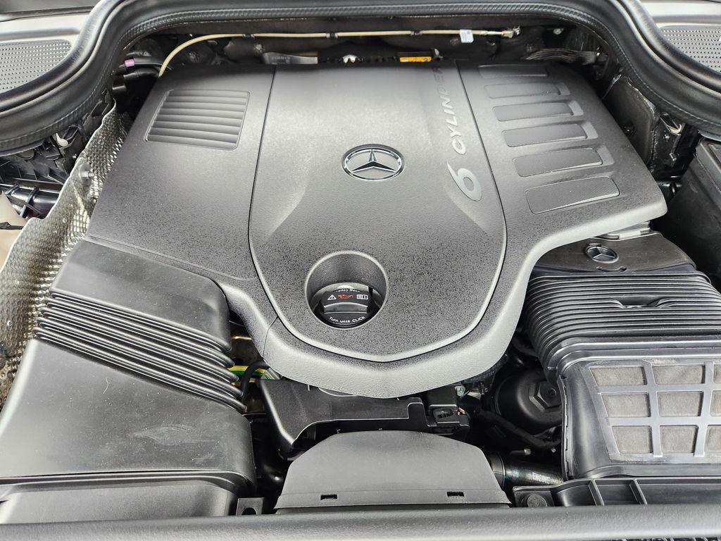 new 2026 Mercedes-Benz GLE 450 car, priced at $85,699
