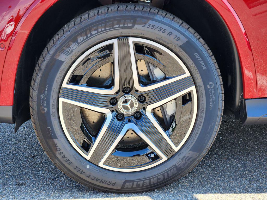 new 2026 Mercedes-Benz GLC 300 car, priced at $70,089