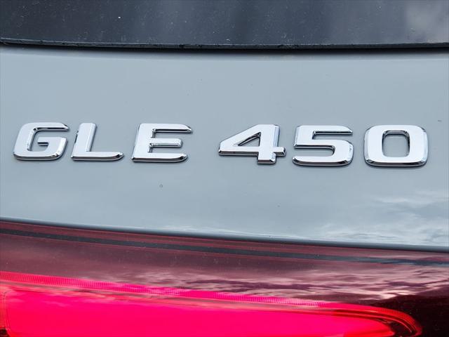 new 2025 Mercedes-Benz GLE 450 car, priced at $84,564