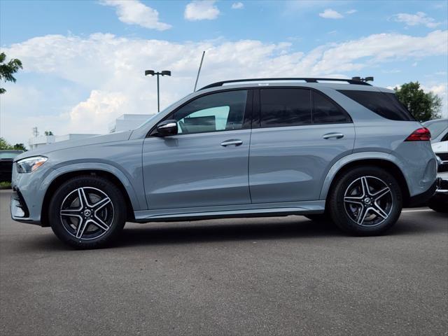 new 2025 Mercedes-Benz GLE 450 car, priced at $84,564