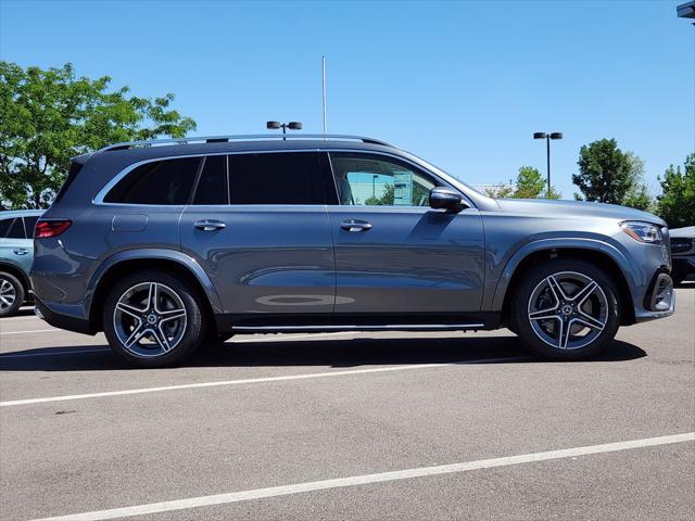 new 2025 Mercedes-Benz GLS 450 car, priced at $100,714