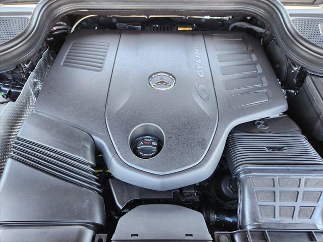 new 2025 Mercedes-Benz GLS 450 car, priced at $100,714