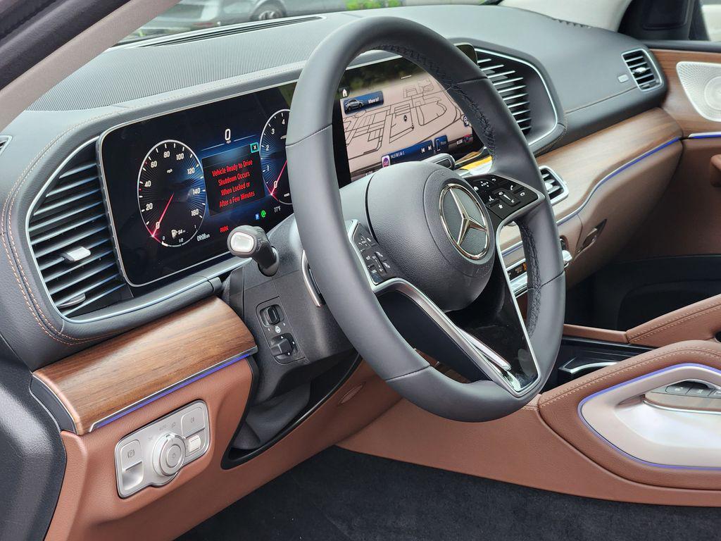 new 2025 Mercedes-Benz GLE 450 car, priced at $84,734