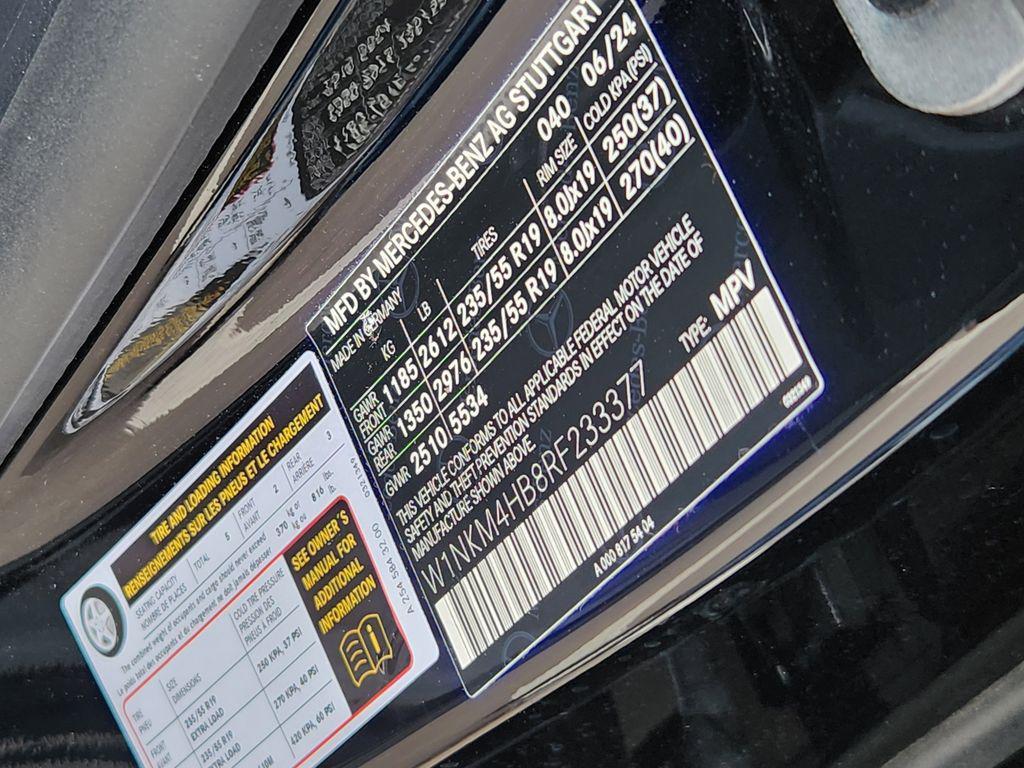 used 2024 Mercedes-Benz GLC 300 car, priced at $43,900