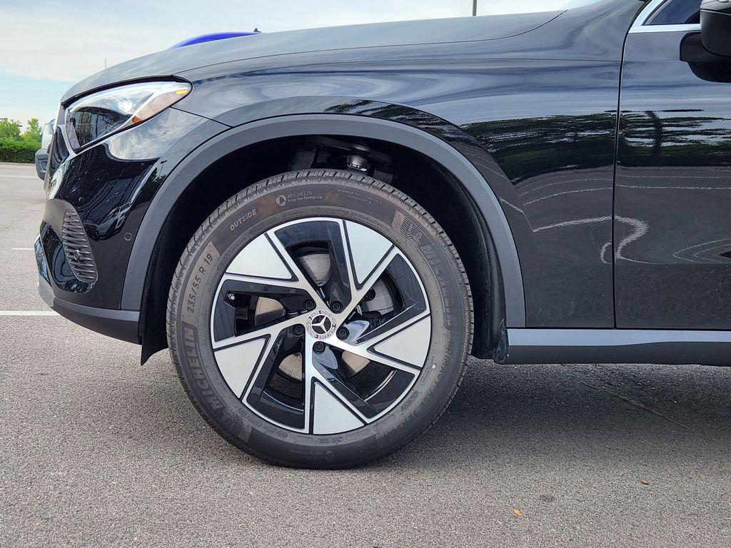 used 2024 Mercedes-Benz GLC 300 car, priced at $43,900
