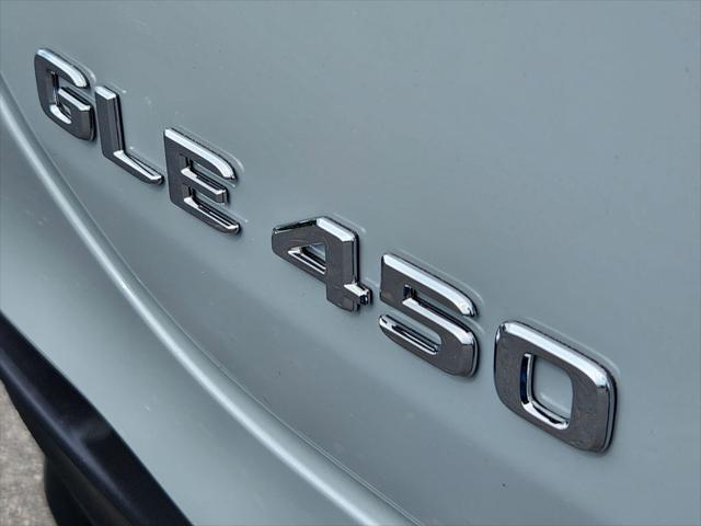 new 2025 Mercedes-Benz GLE 450 car, priced at $84,864