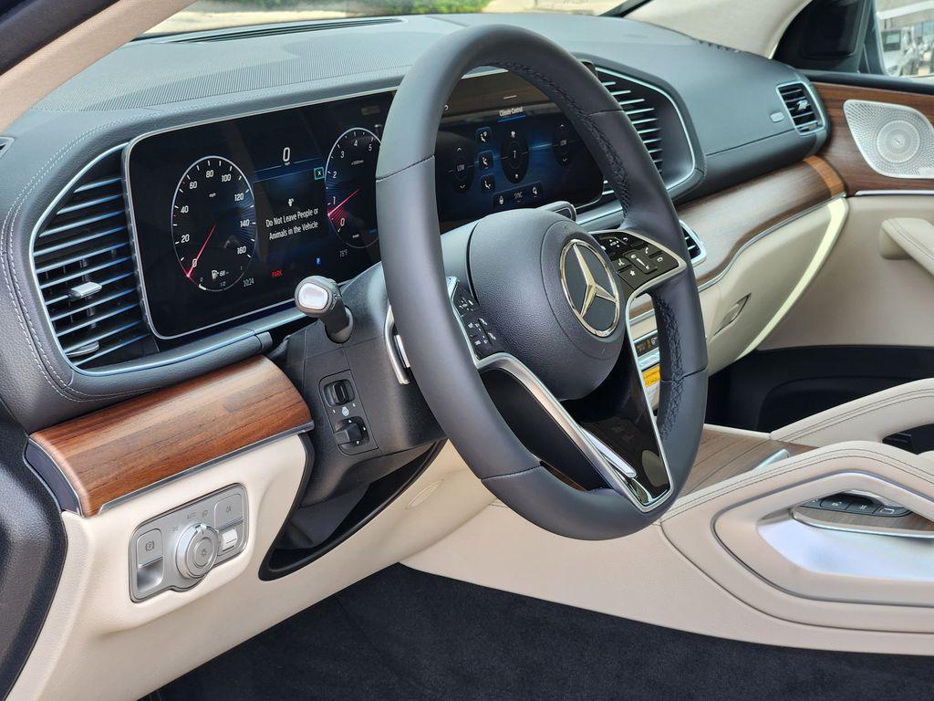 new 2026 Mercedes-Benz GLE 450 car, priced at $84,700