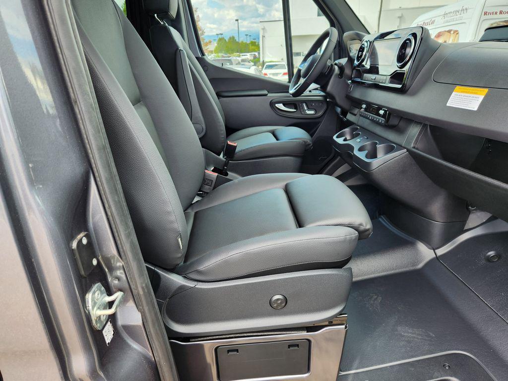 new 2025 Mercedes-Benz Sprinter 2500 car, priced at $88,673