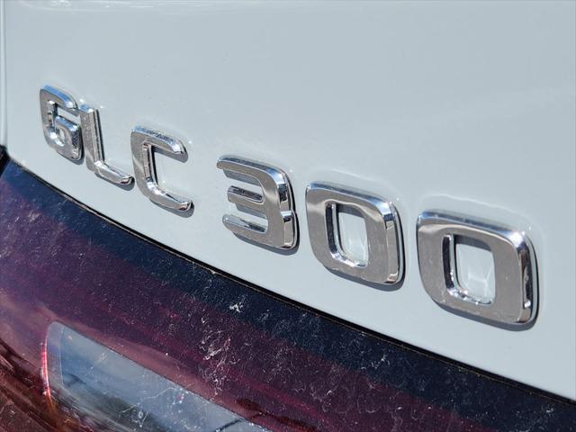 new 2025 Mercedes-Benz GLC 300 car, priced at $70,164