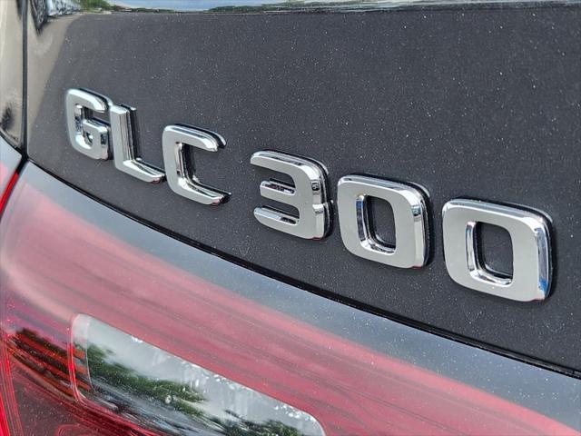 new 2025 Mercedes-Benz GLC 300 car, priced at $67,932
