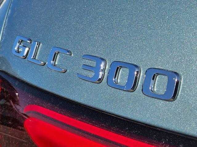 new 2025 Mercedes-Benz GLC 300 car, priced at $59,384