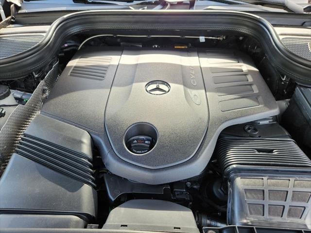 new 2025 Mercedes-Benz GLS 450 car, priced at $101,384