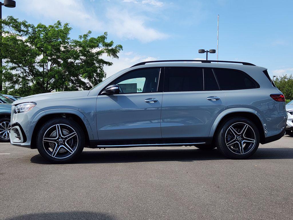 new 2025 Mercedes-Benz GLS 450 car, priced at $101,384