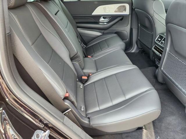 new 2025 Mercedes-Benz GLS 450 car, priced at $93,154