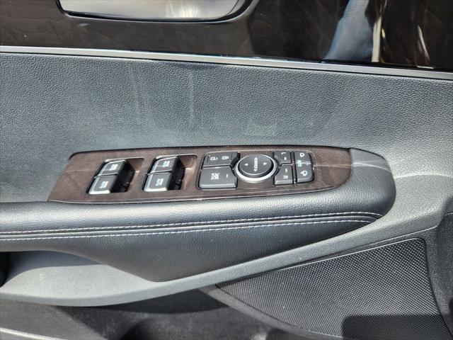 used 2018 Kia Sorento car, priced at $17,250