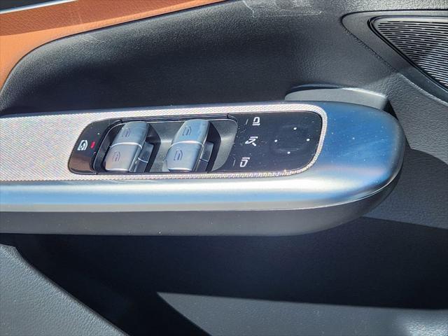 used 2025 Mercedes-Benz GLC 300 car, priced at $47,999