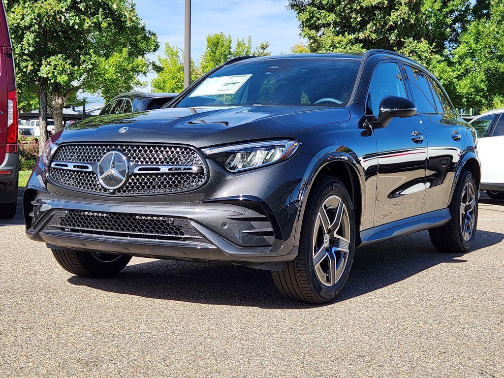 new 2026 Mercedes-Benz GLC 300 car, priced at $59,435