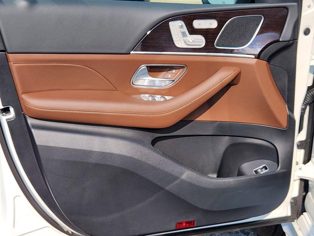 new 2026 Mercedes-Benz GLE 350 car, priced at $71,419