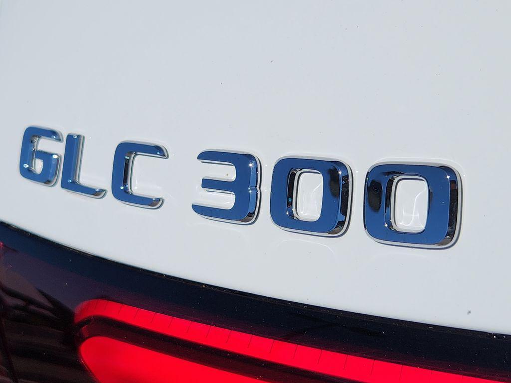 used 2025 Mercedes-Benz GLC 300 car, priced at $46,900