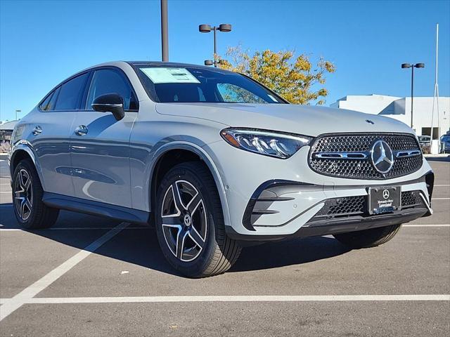 new 2025 Mercedes-Benz GLC 300 car, priced at $72,062